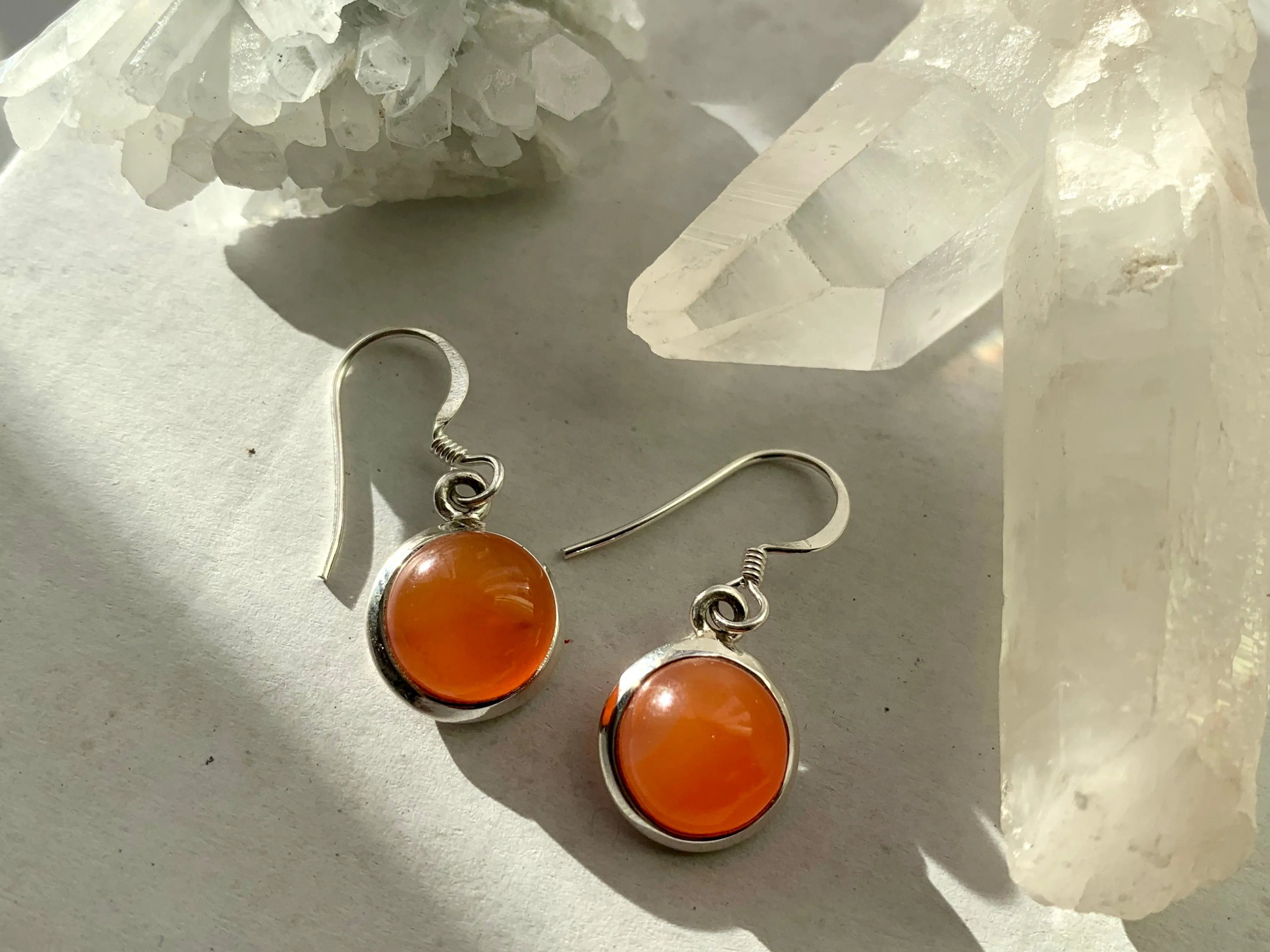 Carnelian Akoni Earrings - Round