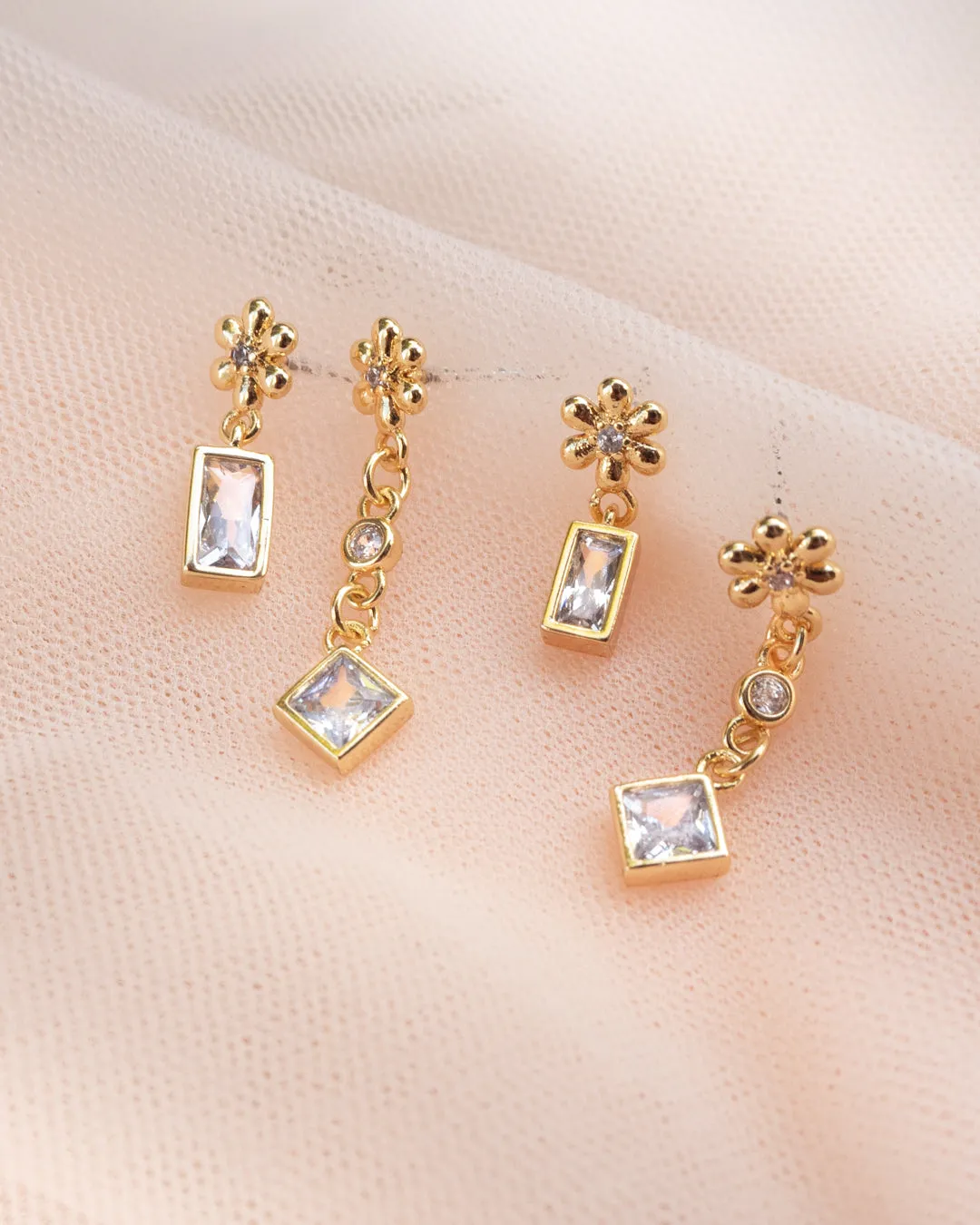 Daisy Chain Studs Set- Gold