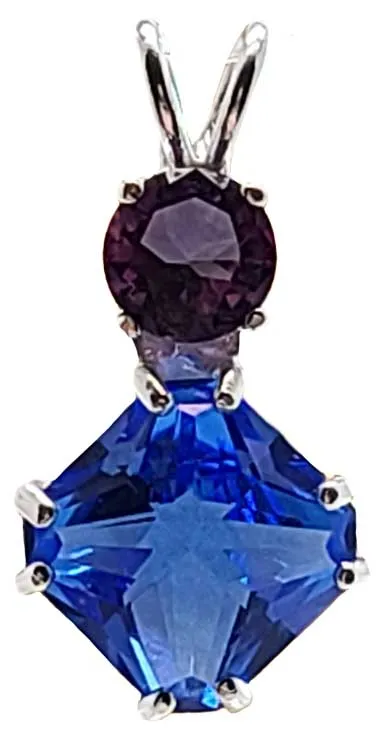 Siberian Blue Quartz Mini Magician Stone? with Round Cut Amethyst